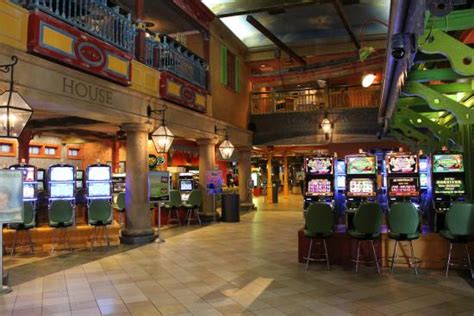 Argosy casino alton - Argosy Casino Alton is the place to go for all of your entertainment needs. While you’re here enjoying all of the exciting gaming action be sure to indulge in one of our restaurants or take in a ...